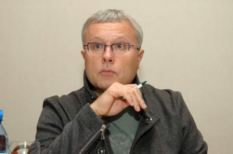 Лебедев предложил Януковичу блокпакет "Ильюшин финанс Ко"