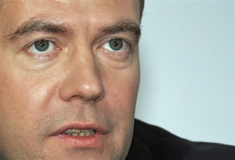Медведев поручил расследовать причины смерти Магнитского