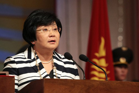 Отунбаева не исключила новые беспорядки в Киргизии