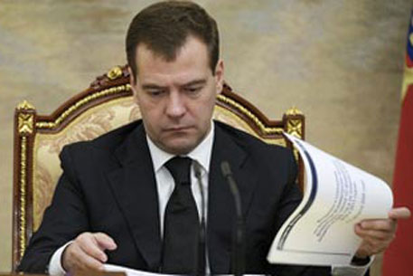 Медведев: возможны новые отставки по утрате доверия