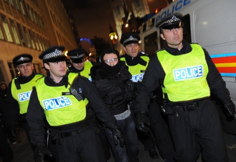 Полиция Англии перешла на работу в Twitter