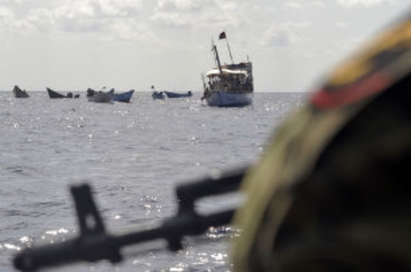 Атакованный российский танкер сдался сомалийским пиратам