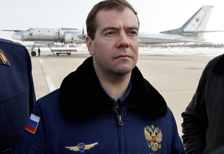 Медведев в поддержку резолюции ООН запретил поставку оружия в Ливию 