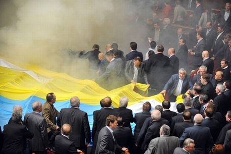 Украинский парламентарий подсчитал убытки от дебоша депутатов