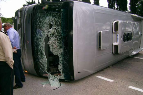 В Самарской области перевернулся пассажирский автобус