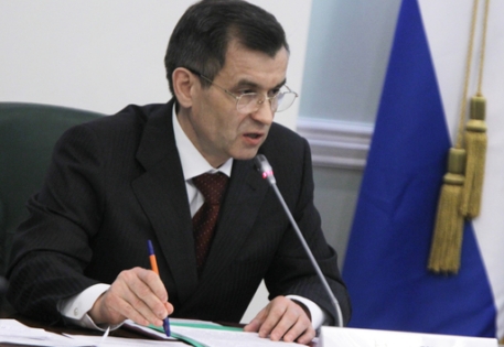 Нургалиев призвал критиковать МВД через интернет