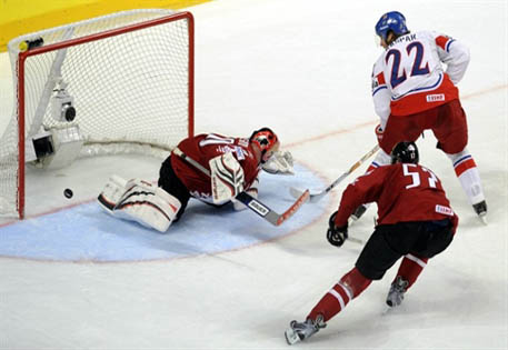 Сборная Чехии обыграла канадцев на чемпионате мира по хоккею