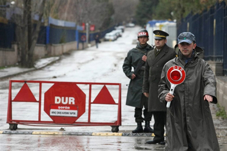В Турции арестовали 50 обвиняемых в военном заговоре