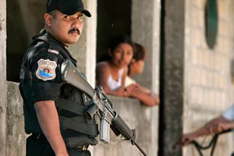 Во время атаки на клинику в Мексике задержали наркобарона