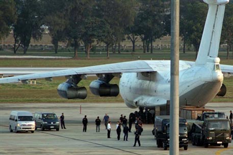 Половину груза задержанного в Таиланде Ил-76 составляли буровые трубы