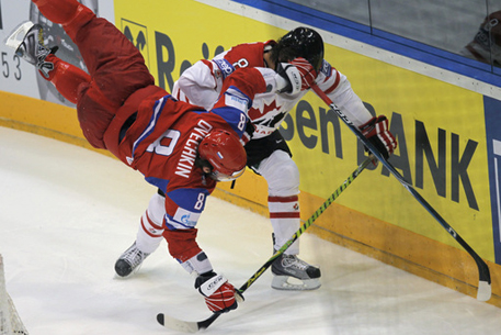 Россия разгромила Канаду в 1/4 финала ЧМ по хоккею