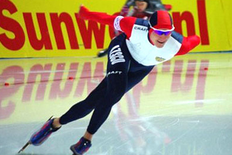 Первую медаль России на Олимпиаде-2010 принес конькобежец