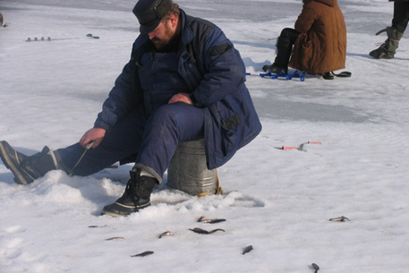 Водку и рыбалку назвали главными причинами смерти россиян