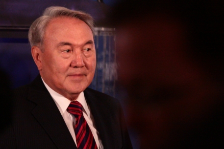 Назарбаев приказал сократить центральные аппараты МВД
