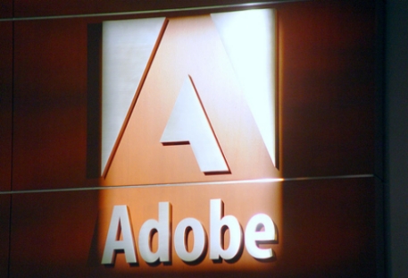 Adobe выпустит бета-версию Flash Player 10 для смартфонов