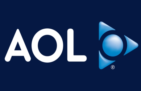 Интернет-компания AOL отделилась от Time Warner