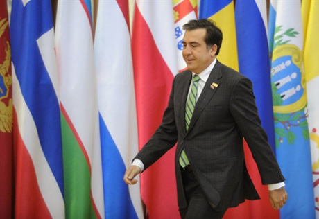 Саакашвили привез на саммит ОБСЕ "наполненный надеждой призыв"
