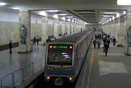 В Москве на Арбатско-Покровской линии метро погибла женщина