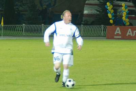 В матче чемпионата Беларуси сыграл 56-летний футболист