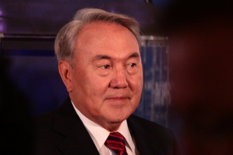 Сенат Казахстана рассмотрит закон "О лидере нации" 13 мая