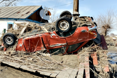 Акимат Алматы выделил пострадавшим от паводков районам 100 миллионов тенге