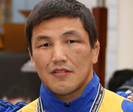 Казахстанский борец принес сборной 50-ю медаль Азиады