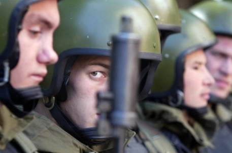 В Грозном при взрыве бомбы погиб подполковник милиции