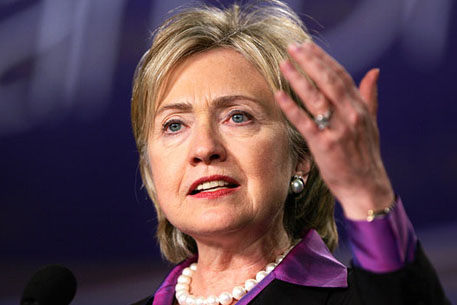 Клинтон выступила с критикой администрации Буша в Афганистане