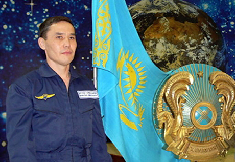 Из-за проблем с финансированием казахстанский космонавт готов покинуть родину