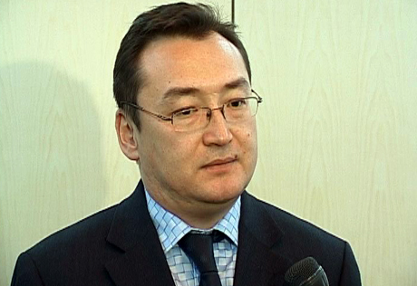 Казахстан вывезет из Японии 15 кыргызстанцев