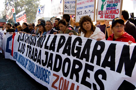 70 тысяч госслужащих устроили забастовку в Чили