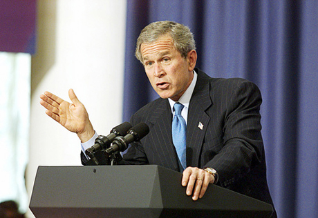 Буш отменил поездку в Швейцарию из-за опасений за свою безопасность