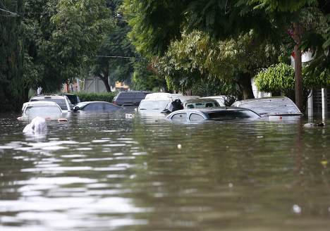 18 тысяч мексиканцев эвакуировали из-за угрозы наводнения