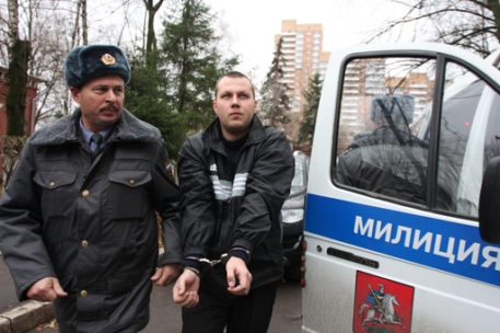 Суд признал законным арест офицера Захаркина