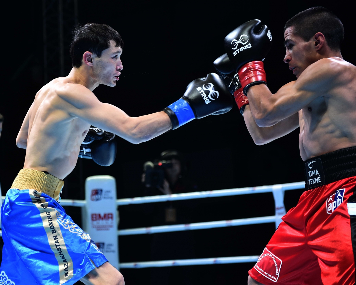 Биржан Жакыпов одержал победу в рейтинговом бою AIBA Pro Boxing. Фото 2