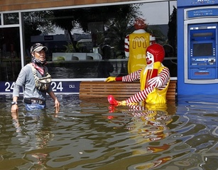 Наводнение в Бангкоке ?>