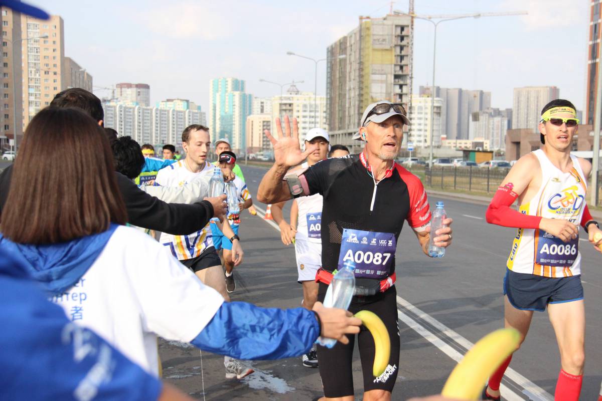 Победители международного марафона ШОС и СВМДА получили по 13 тысяч долларов. Фото 19