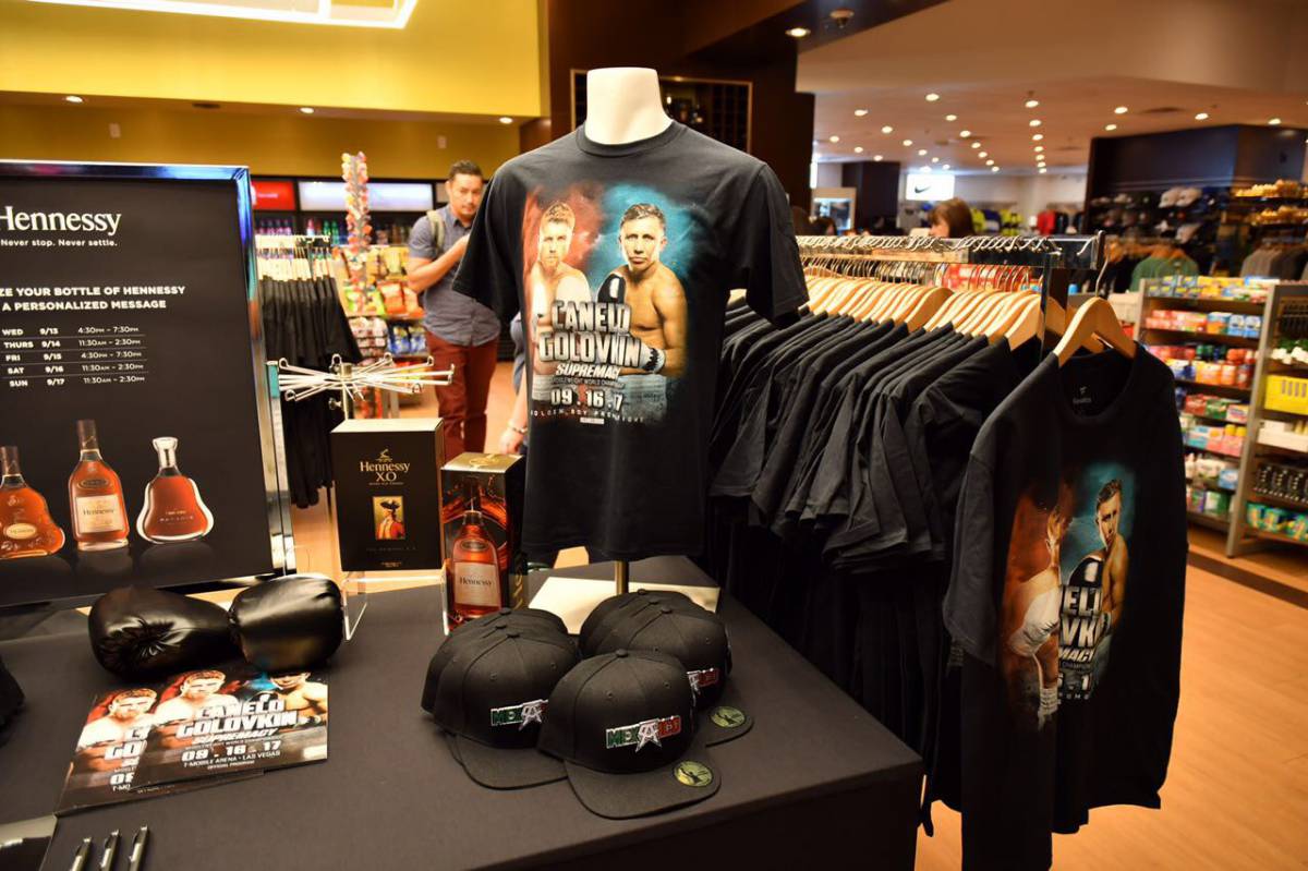 В Лас-Вегасе началась продажа атрибутики на бой Головкин - "Канело". Фото 1