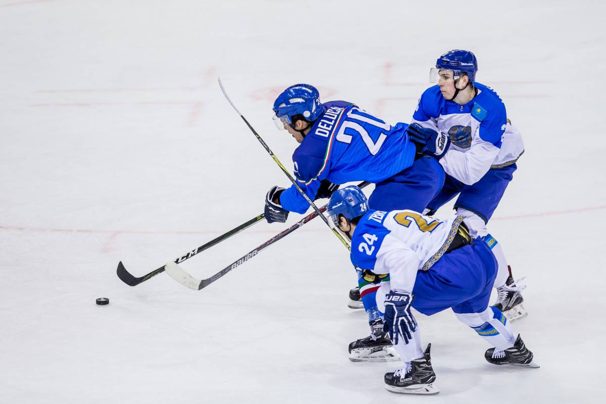 Сборная Казахстана по хоккею разгромно проиграла Италии на чемпионате мира. Фото 3