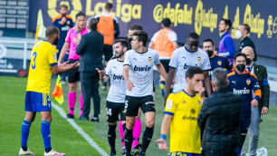 Матч чемпионата Испании прервали на 25 минут из-за расистского скандала