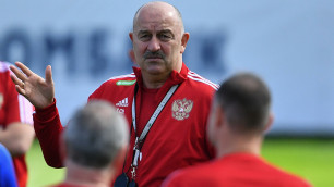 Тренер сборной России нашел объяснение сенсации от Казахстана в матче с Украиной
