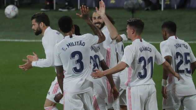 "Реал" вышел на первое место в чемпионате Испании. Бензема побил рекорд Роналду
