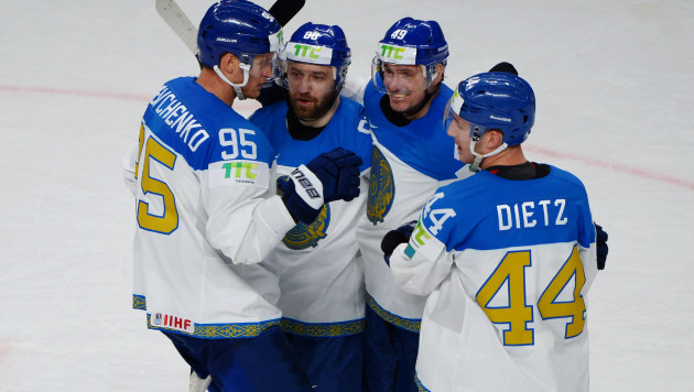 Сборная Казахстана по хоккею дважды отыгралась и стартовала с победы на чемпионате мира