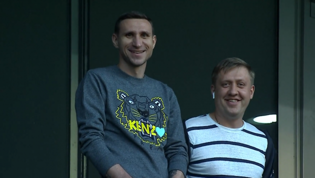 Находящийся без клуба Дмитрий Шомко посетил матч за лидерство в КПЛ