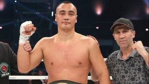 Казахстанский нокаутер-супертяж с поясом от WBA узнал дату боя и соперника