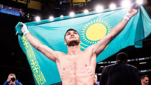 Казахстанский боксер после победы нокаутом заинтриговал заявлением о переговорах с Головкиным