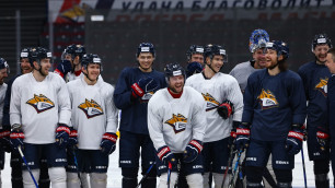 Команда хоккеиста сборной Казахстана одержала 14-ю подряд победу в КХЛ