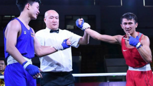 20-летний казахстанец разнес соперника на старте ЧМ по боксу и вышел в 1/8 финала