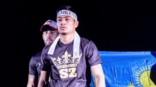 Непобежденный казахстанский боксер назвал творцов своего успеха после защиты титула от WBO
