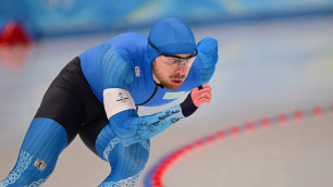 Казахстанский конькобежец занял первое место на чемпионате мира в многоборье